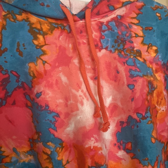 U2B Crop Top Sweater size M - Picture 5 of 5